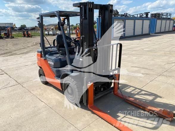 Toyota 8FGU25 Diesel Stapler