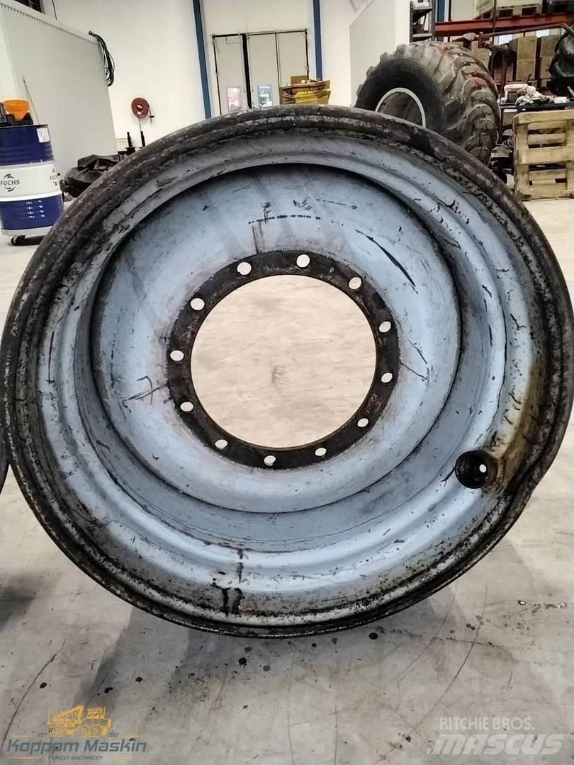Valmet 901 20x34 Reifen