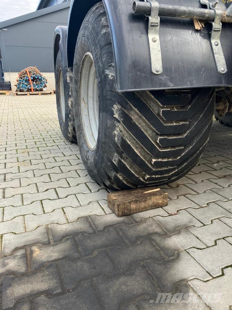 JENZ HEM 561 Z Holzhäcksler