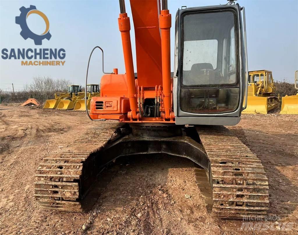 Hitachi EX 200 Raupenbagger