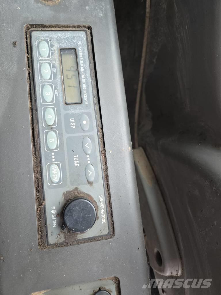 Hitachi ZX 135 US Raupenbagger