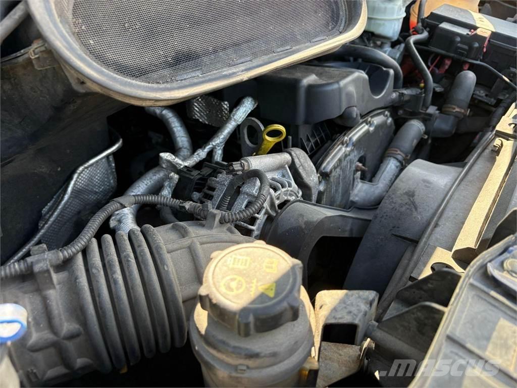 Ford Transit Wohnmobile und Wohnwagen