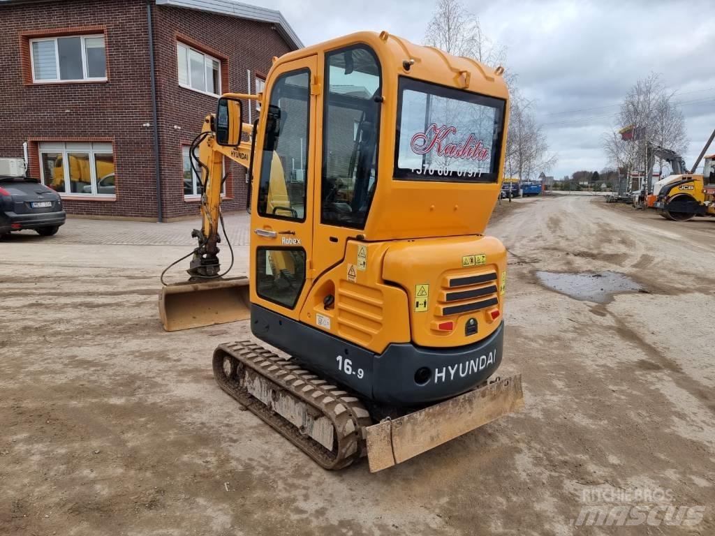 Hyundai R16-9 Minibagger < 7t
