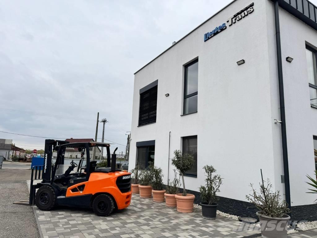 Doosan D 50,  130üó!!! 5t Diesel Stapler