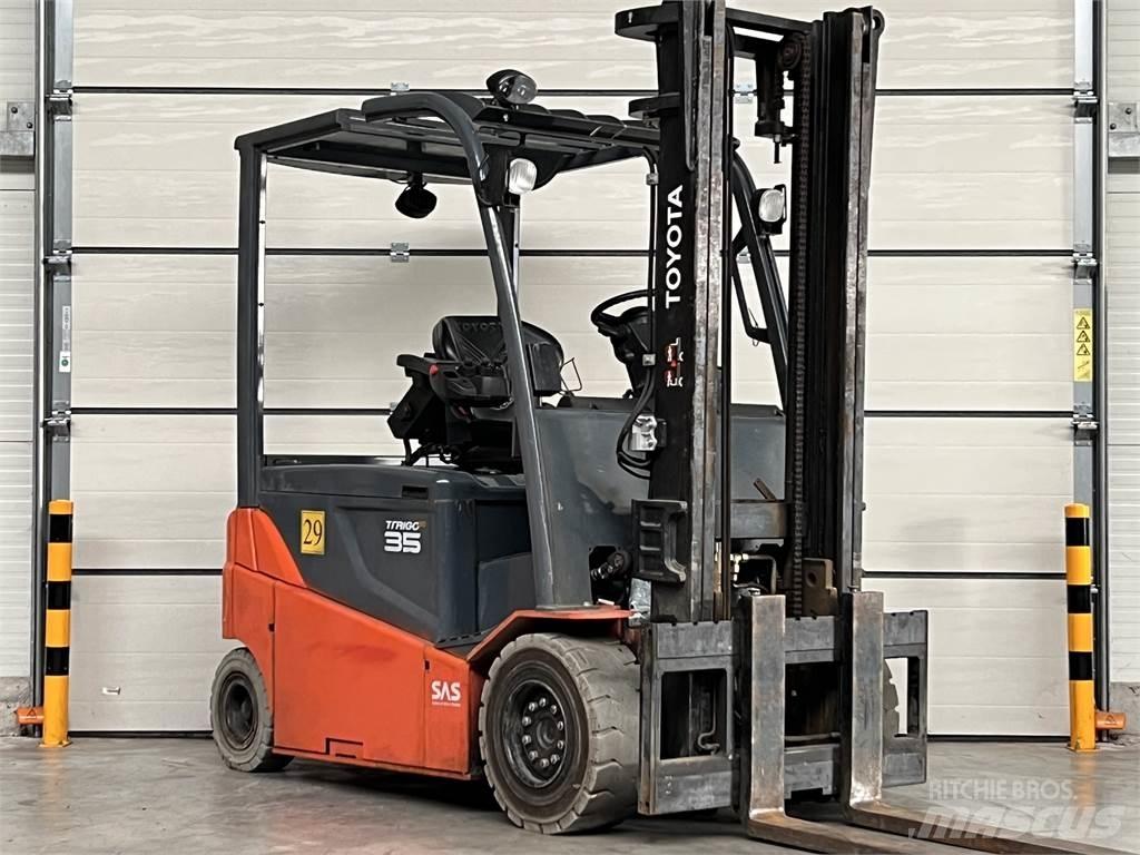 Toyota 8FBMT35 Elektro Stapler
