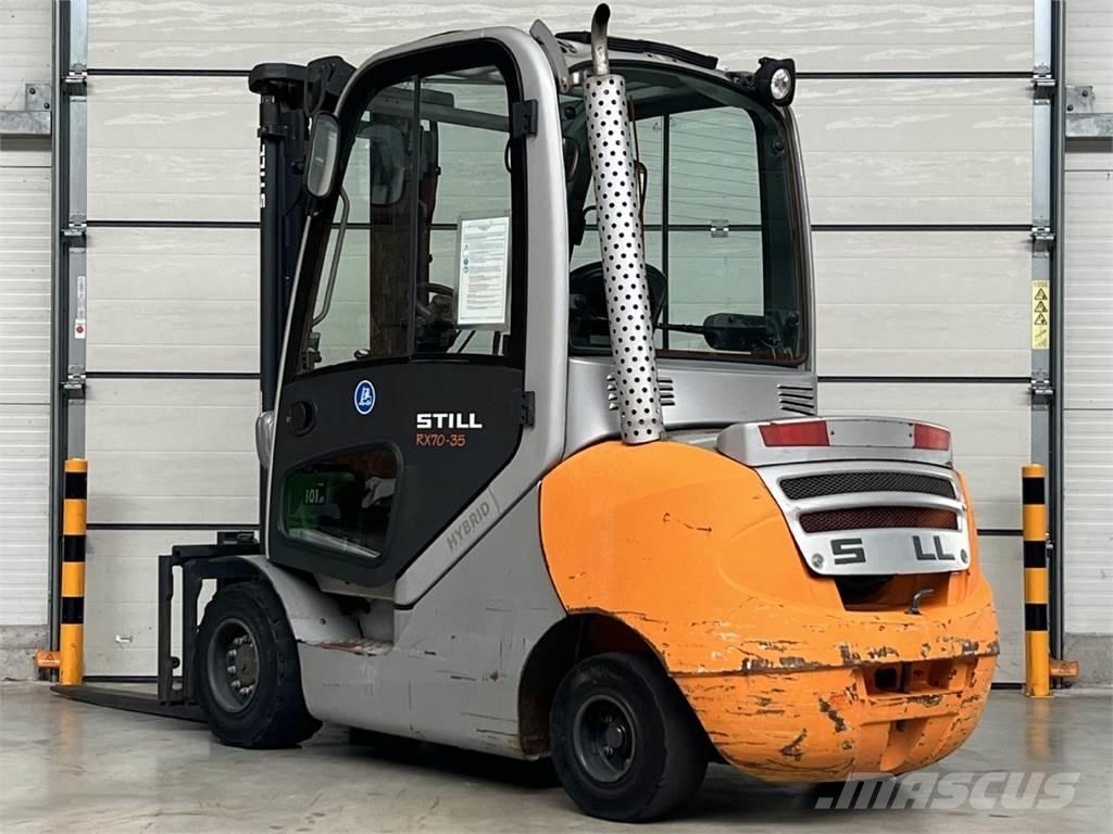 Still RX70-35 Diesel Stapler