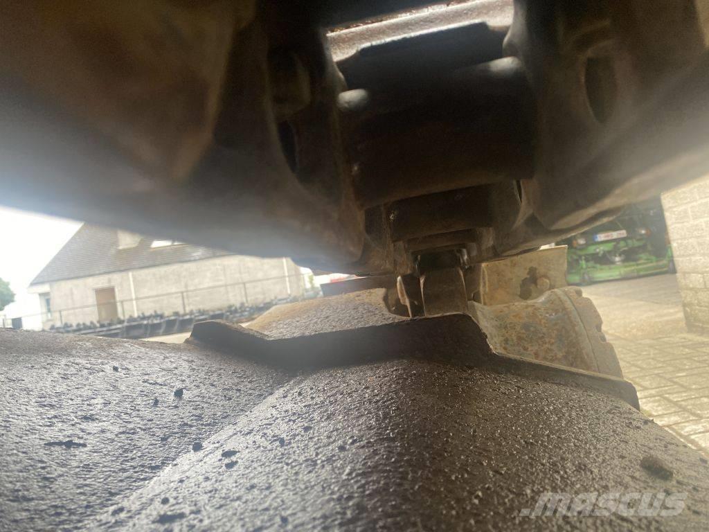 Hitachi EX 135 UR-5 Raupenbagger