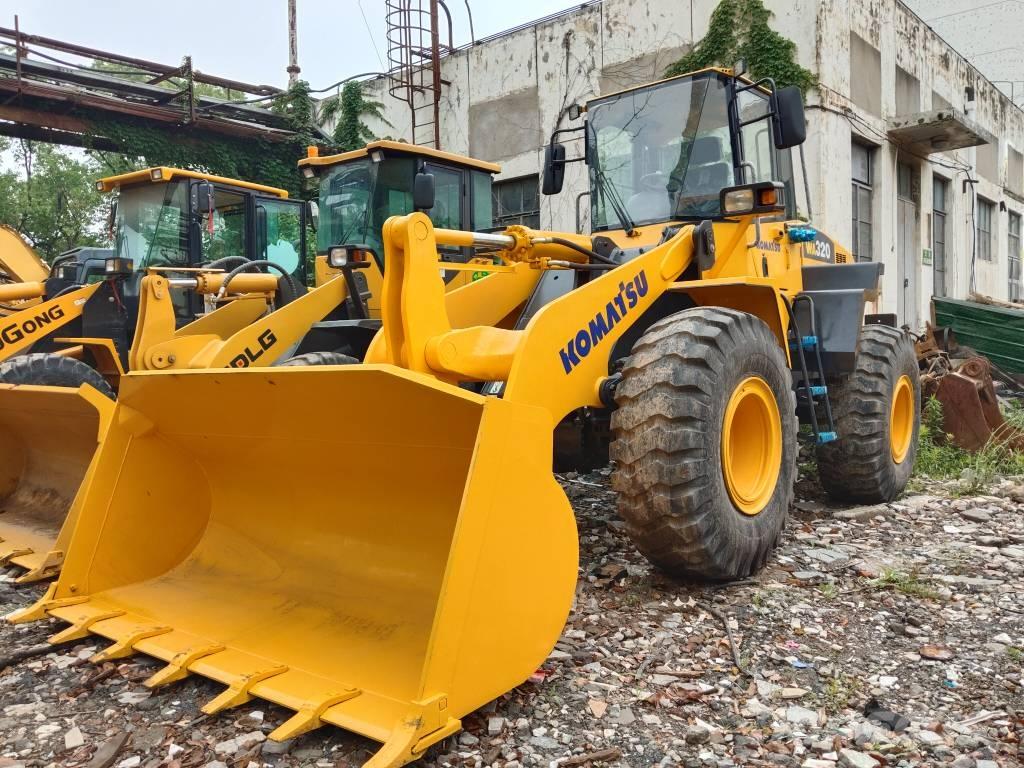 Komatsu WA 320 Radlader