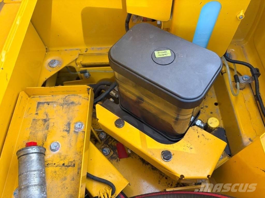 Komatsu PC 240 LC-11 Raupenbagger