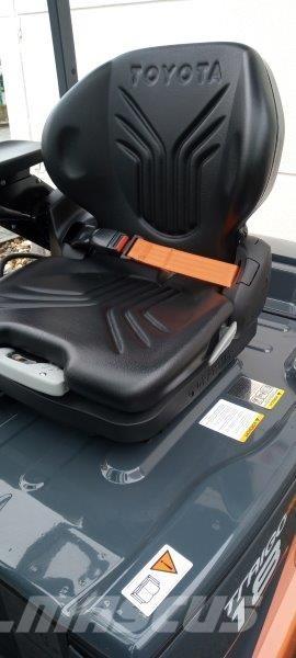 Toyota 8FBM18T Elektro Stapler