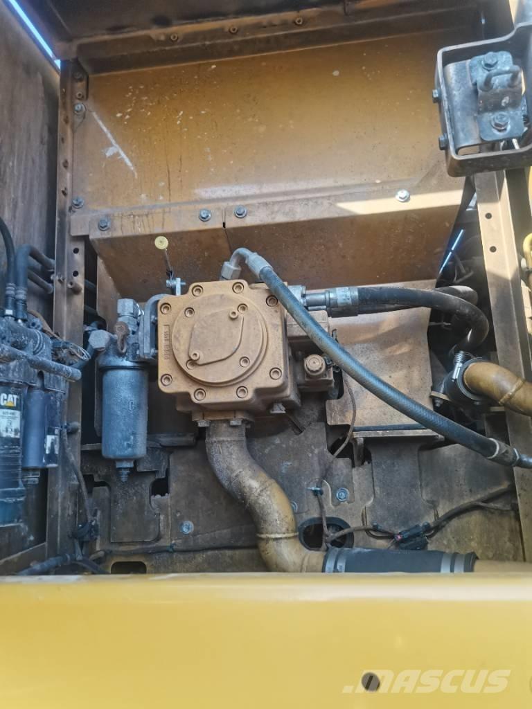 CAT 320 GC Raupenbagger