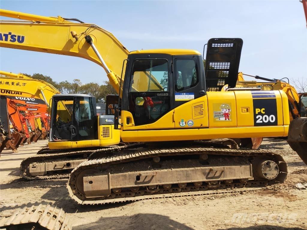 Komatsu PC 200-7 Raupenbagger