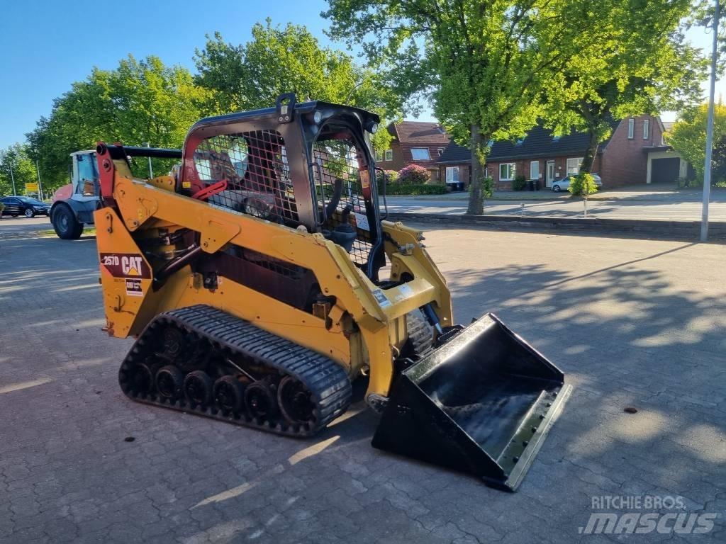 CAT 257 D Kompaktlader