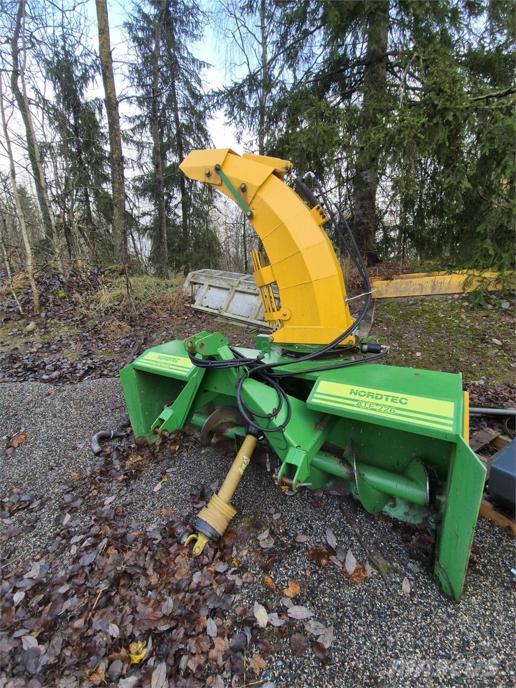 Ala-talkkari 226 Schneefräse