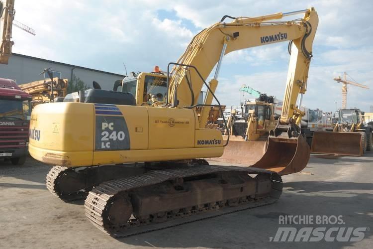 Komatsu PC240-8 Raupenbagger