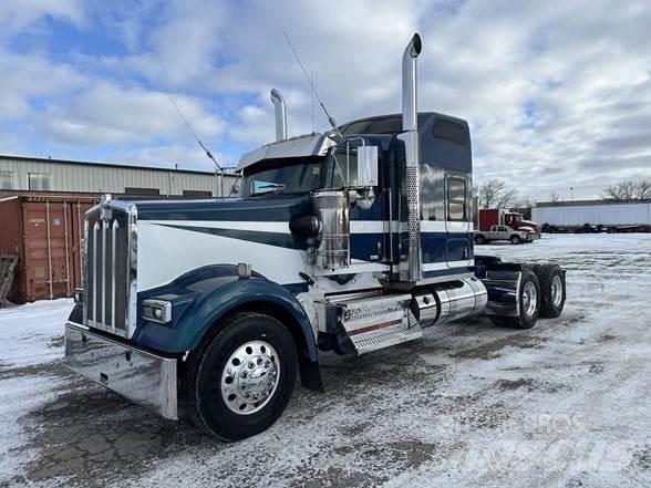 Kenworth W900L Sattelzugmaschinen