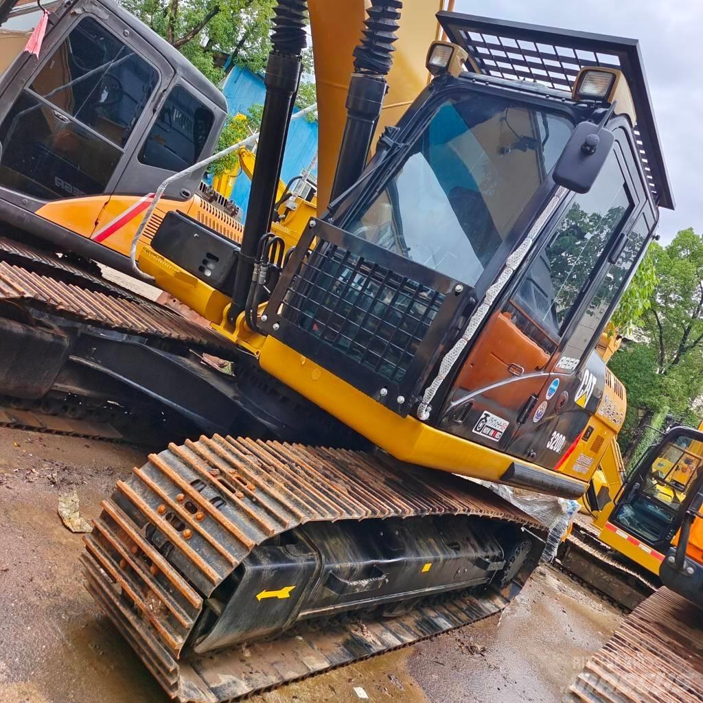 CAT 320D2 Raupenbagger