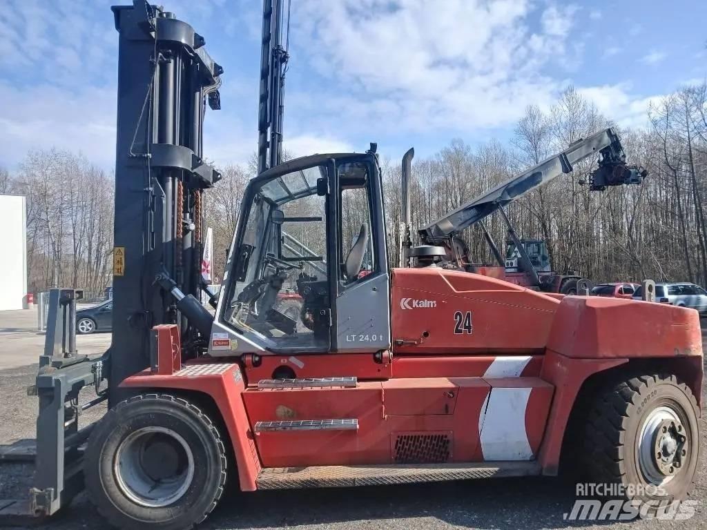 Kalmar DCE160-12 Diesel Stapler