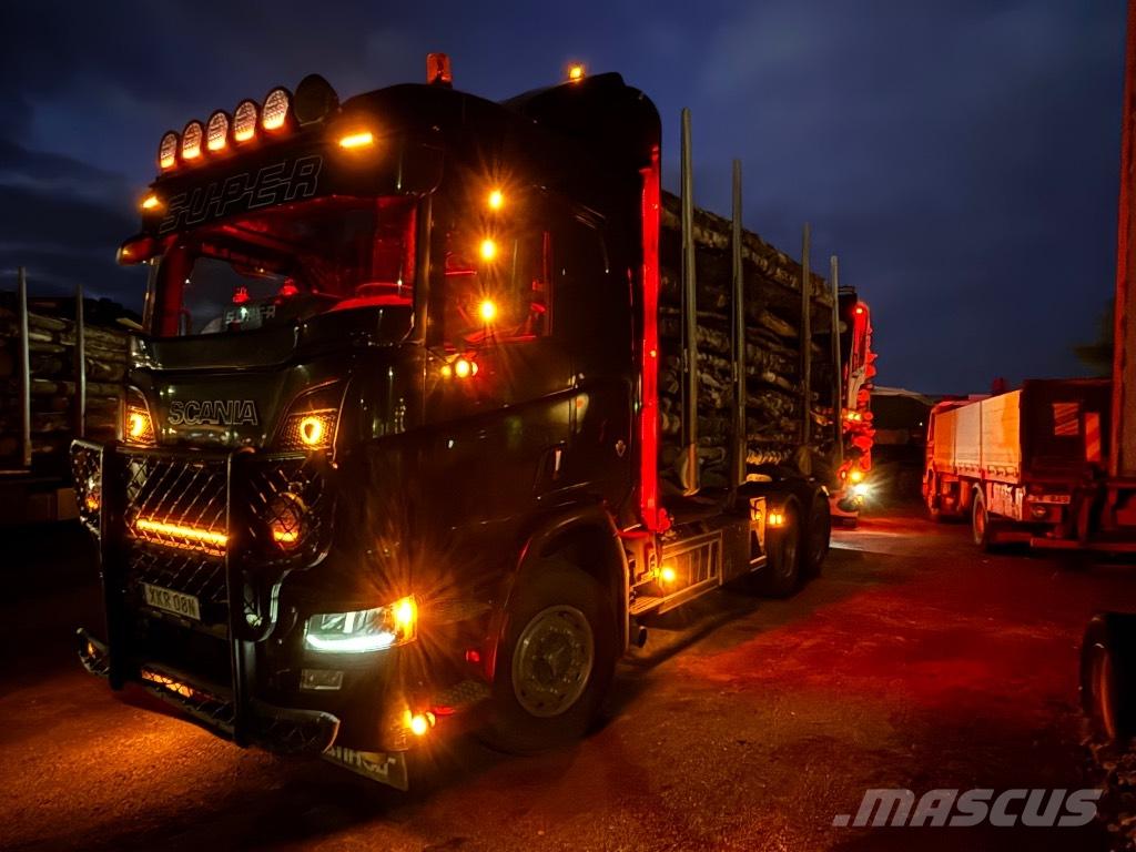 Scania R580B6X4HB Holzfahrzeuge