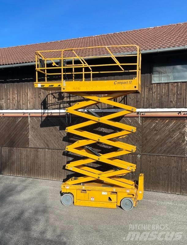 Haulotte Compact 12 Scheren-Arbeitsbühnen