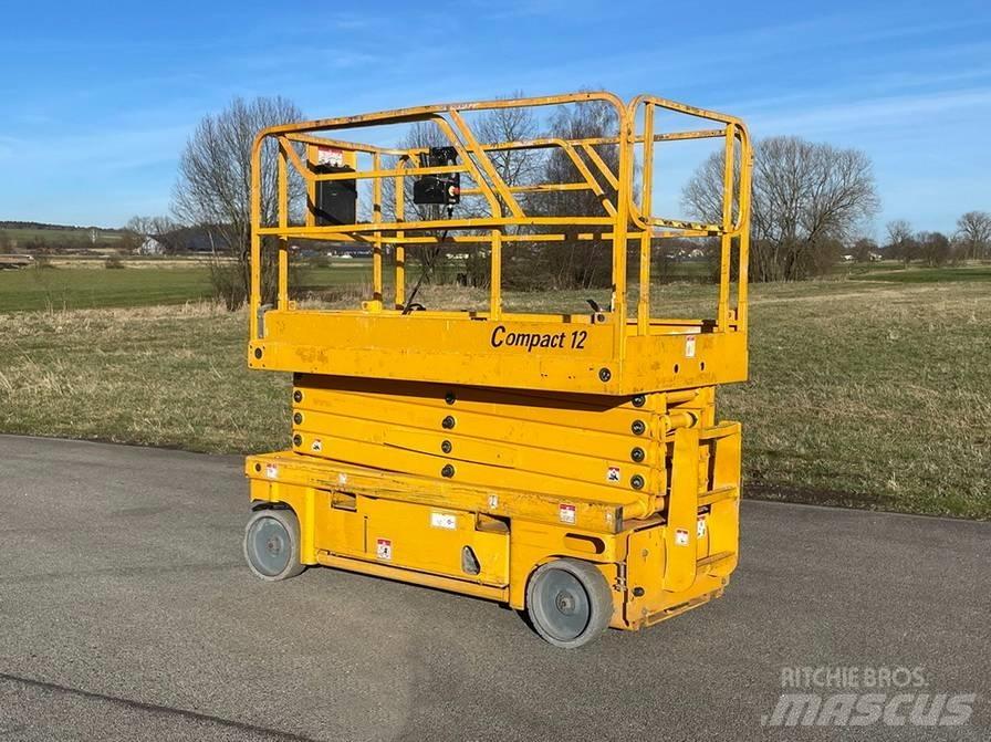 Haulotte Compact 12 Scheren-Arbeitsbühnen