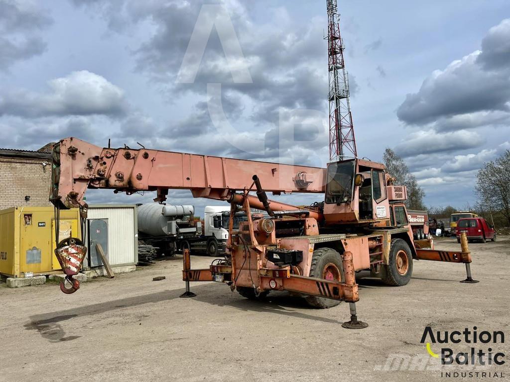 Grove AT 633 B Kranwagen