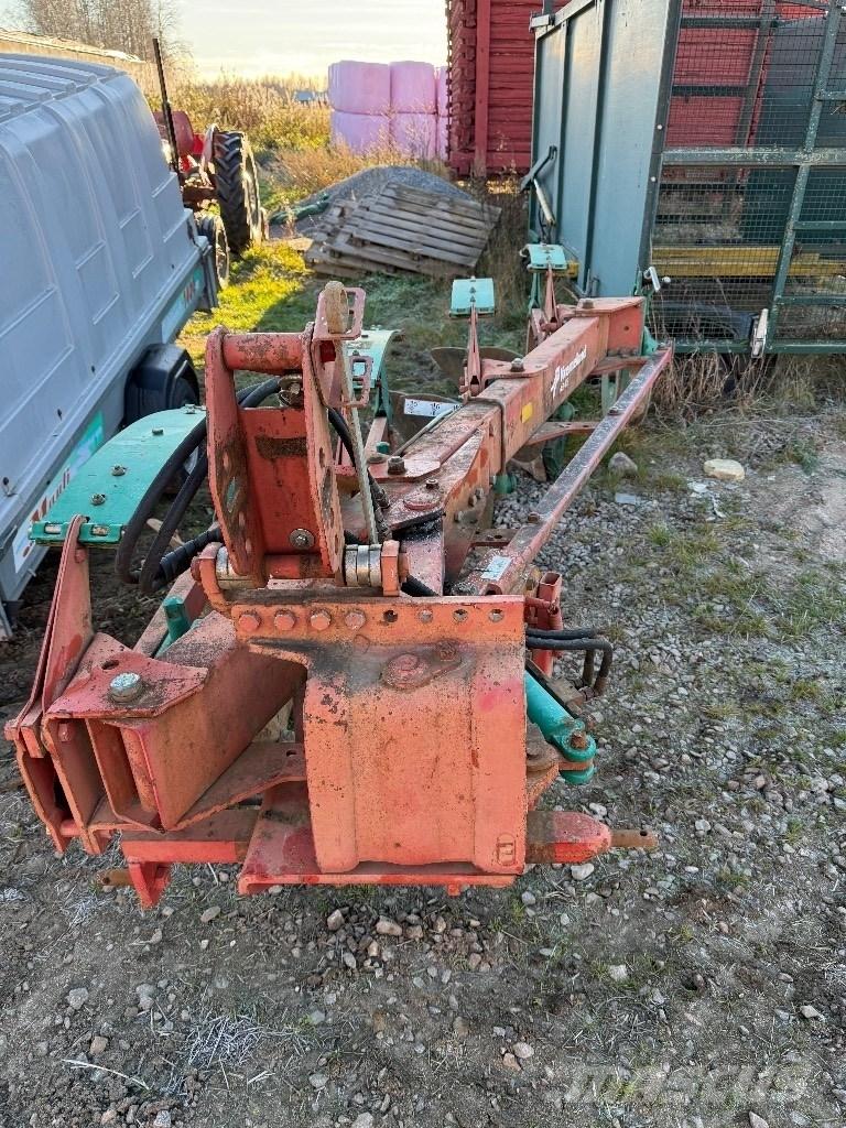 Kverneland AD-85 Konventionelle Pflüge