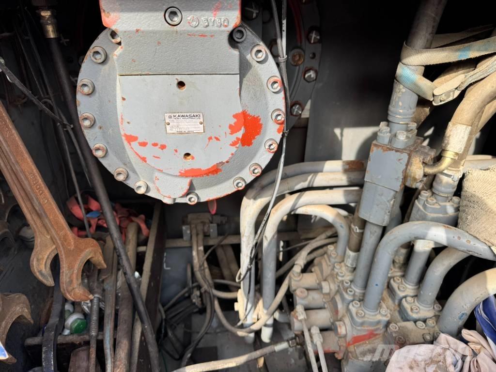 Hitachi KH300-3 PD Raupenkrane
