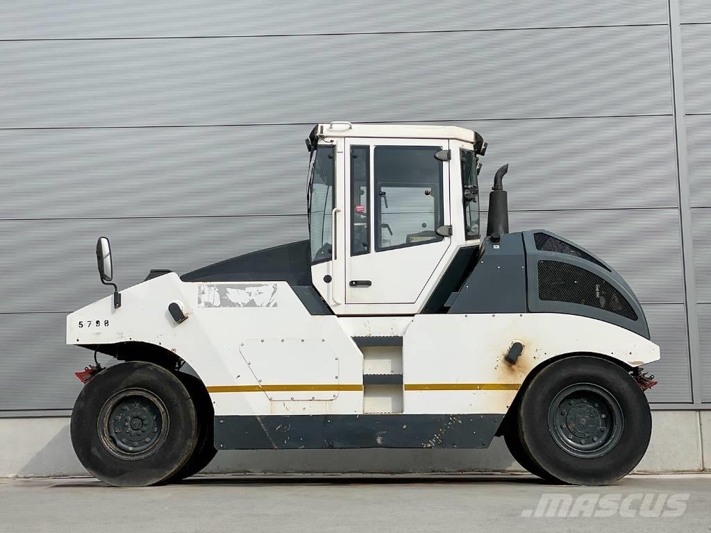 Bomag BW 24 RH Gummiradwalzen