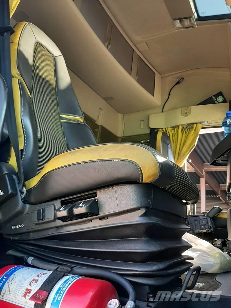 Volvo FH 16 Holzfahrzeuge