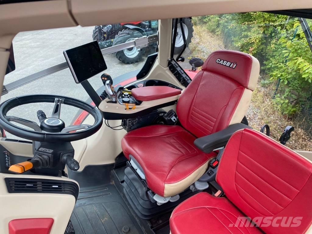 Case IH OPTUM 300 Traktoren