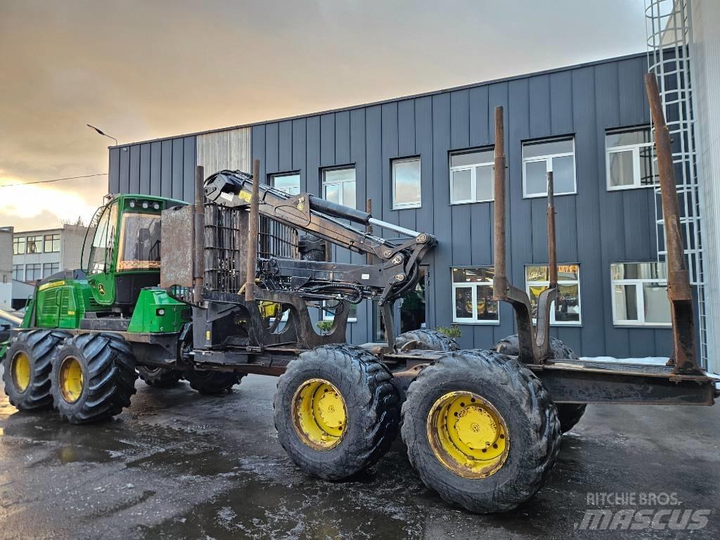 John Deere 1510 E Forwarder