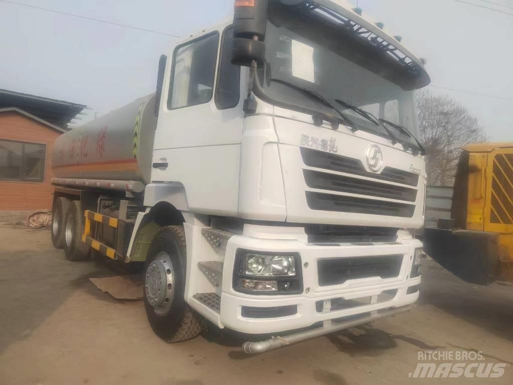 Shacman F3000 6X4 Wassertanker