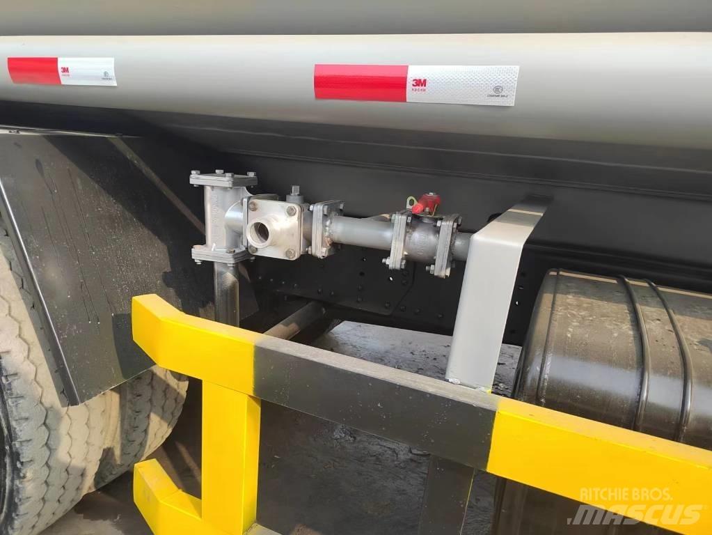Shacman F3000 6X4 Wassertanker
