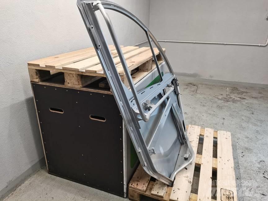 Manitou MLT 741 door Kabinen