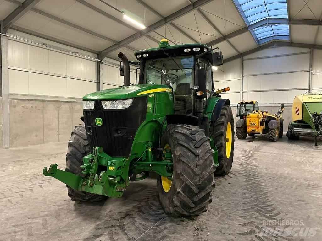 John Deere 7230 R Traktoren