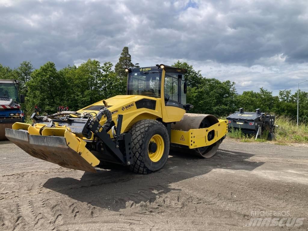 Bomag BW 213 DH-5 Walzenzüge