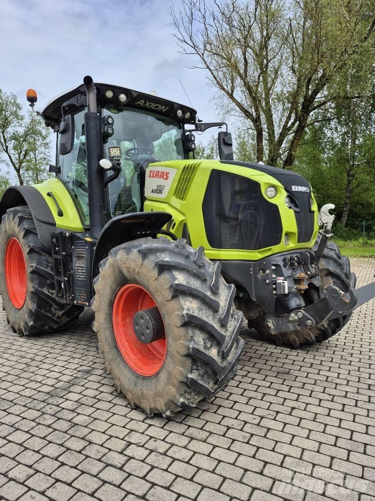 CLAAS Axion 850 Traktoren