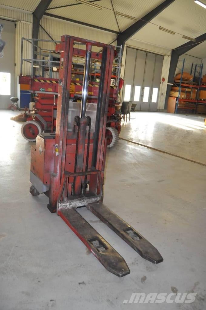 BT LGV1000 /  EL-TRUCK Elektro Stapler