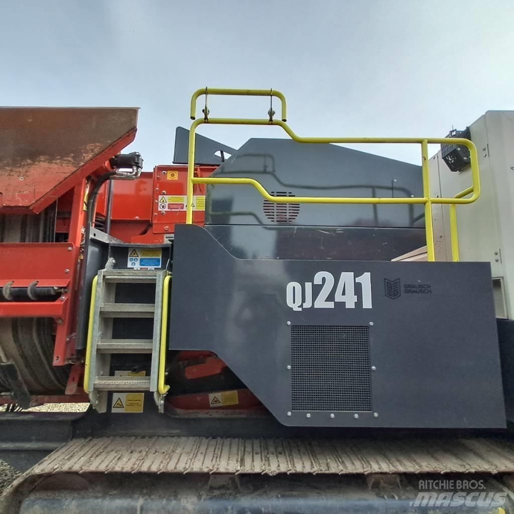 Sandvik QJ241 Mobile Brecher