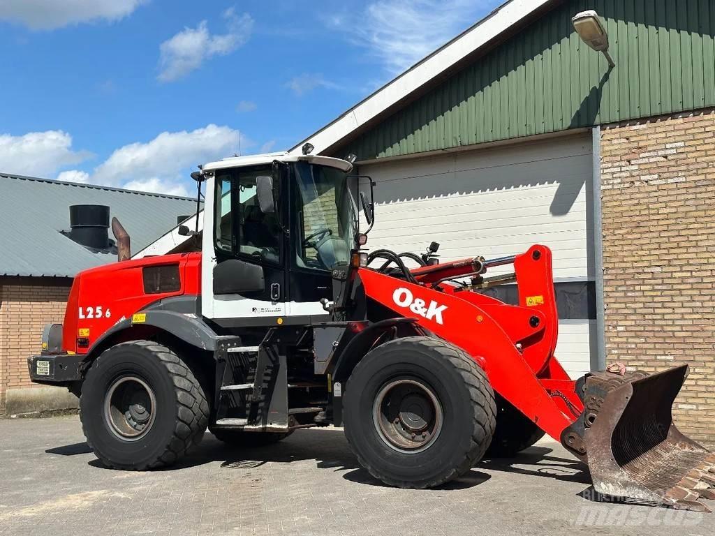 O&K 25.6 Radlader