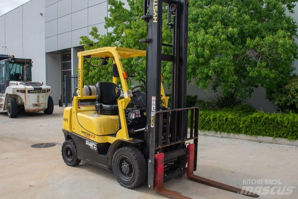 Hyster H2.5TX Gas Stapler