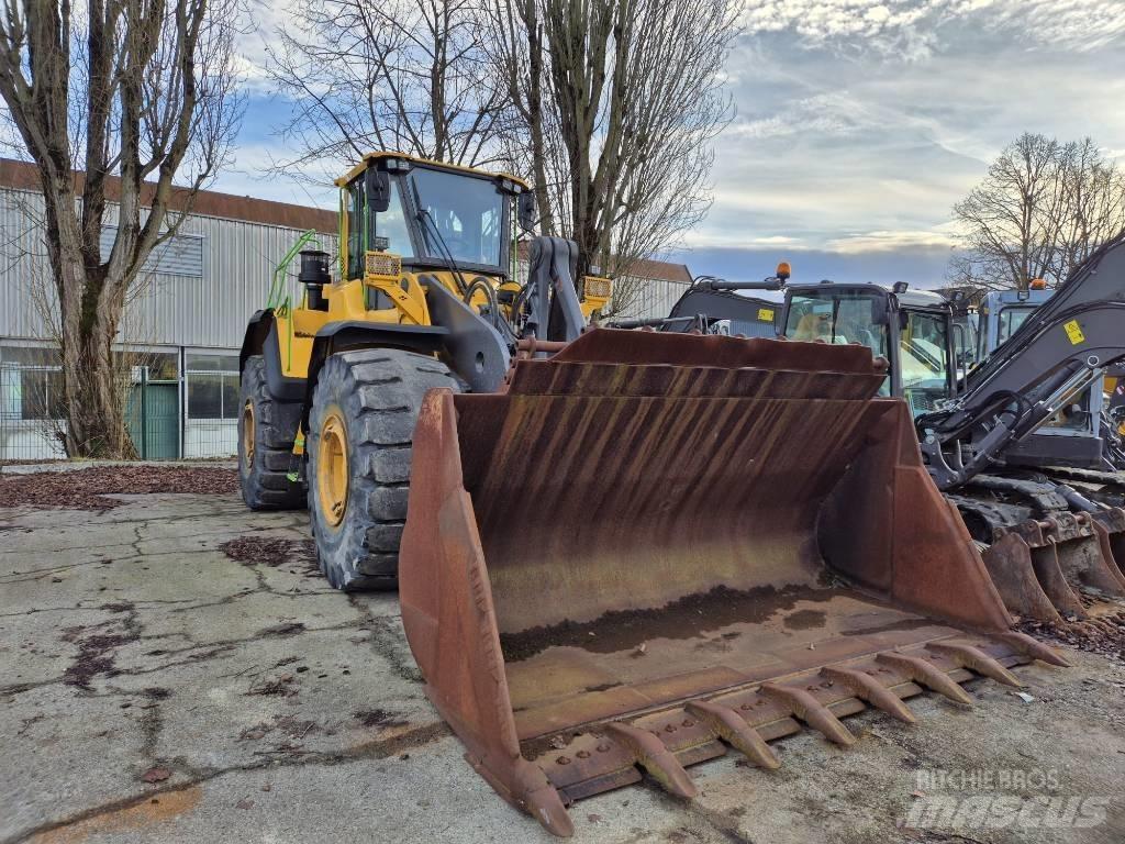 Volvo L 220 H Radlader