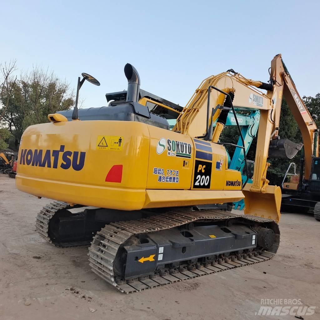 Komatsu PC 200-8 Raupenbagger