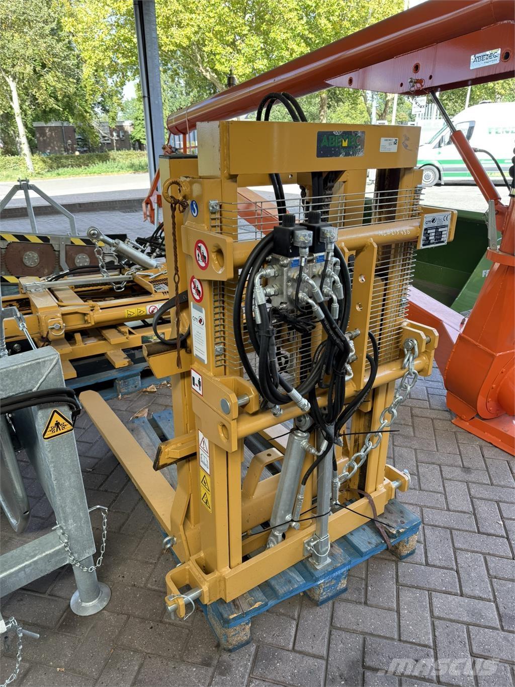 CM 16 DC DUPLEX Weitere Lade- und Grabgeräte