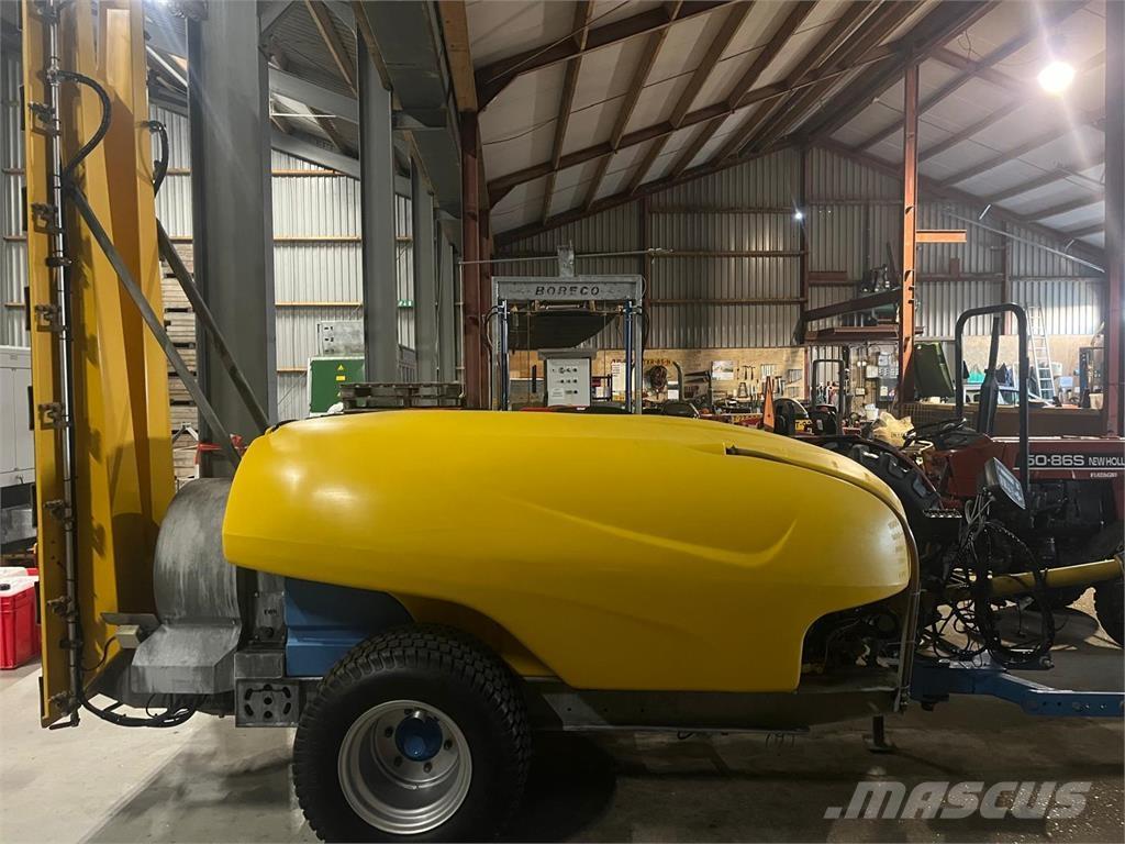  KWH Mistral 1500 Anhängespritzen