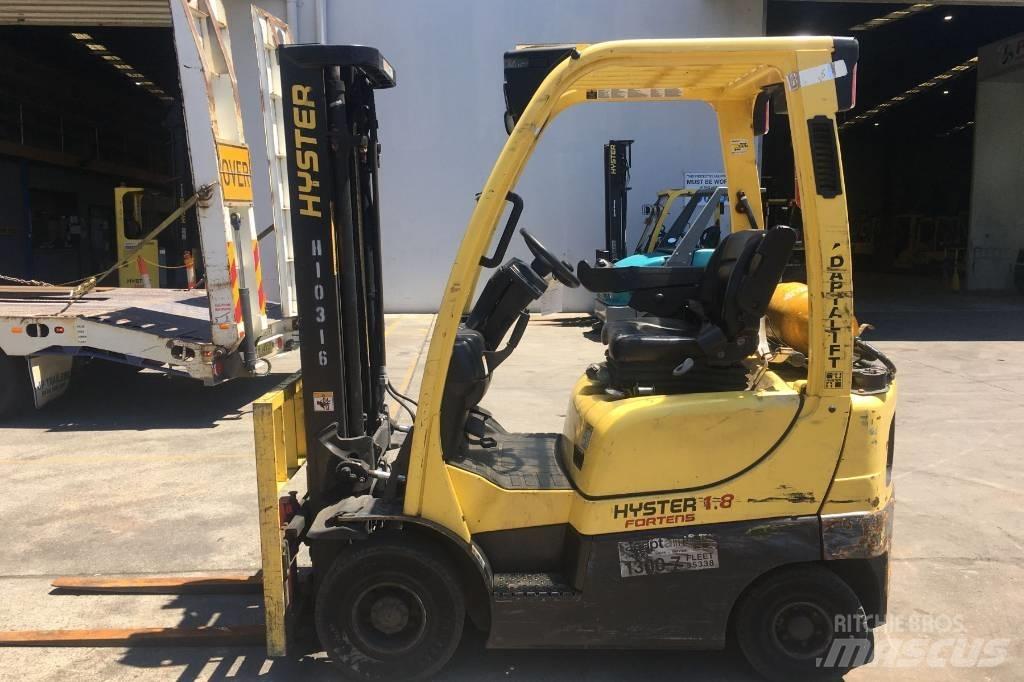 Hyster H1.8XT Gas Stapler