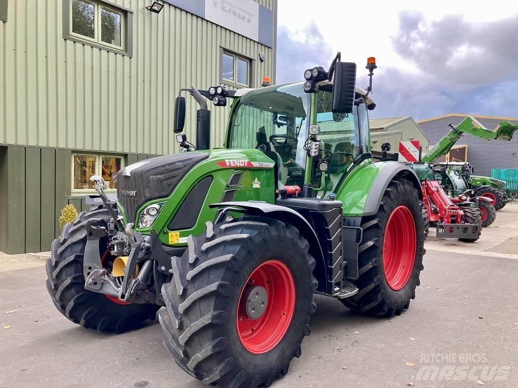 Fendt 724 Profi Plus Traktoren