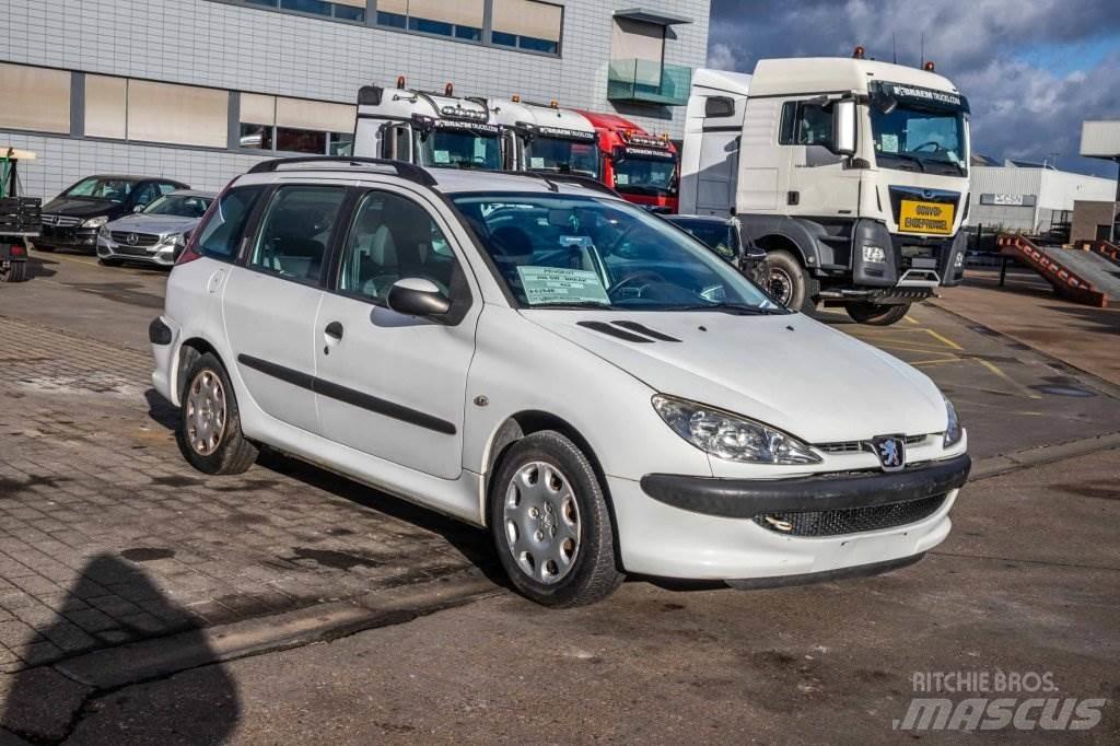 Peugeot 206 SW PKWs