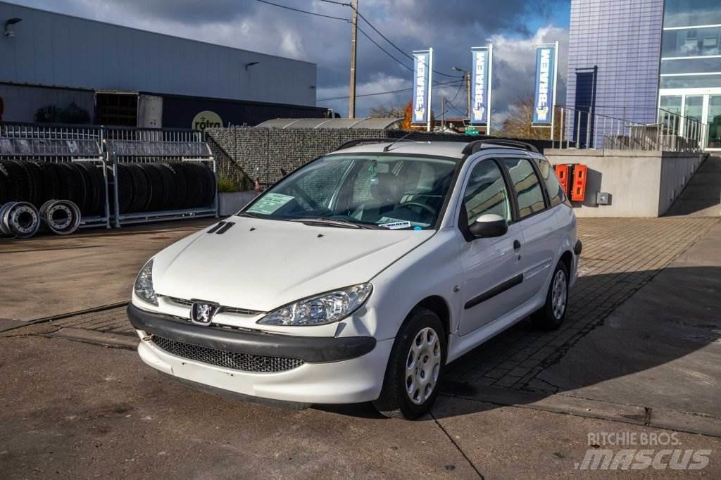 Peugeot 206 SW PKWs